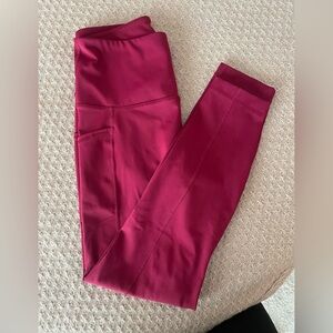 Fuchsia athletic leggings with pockets
